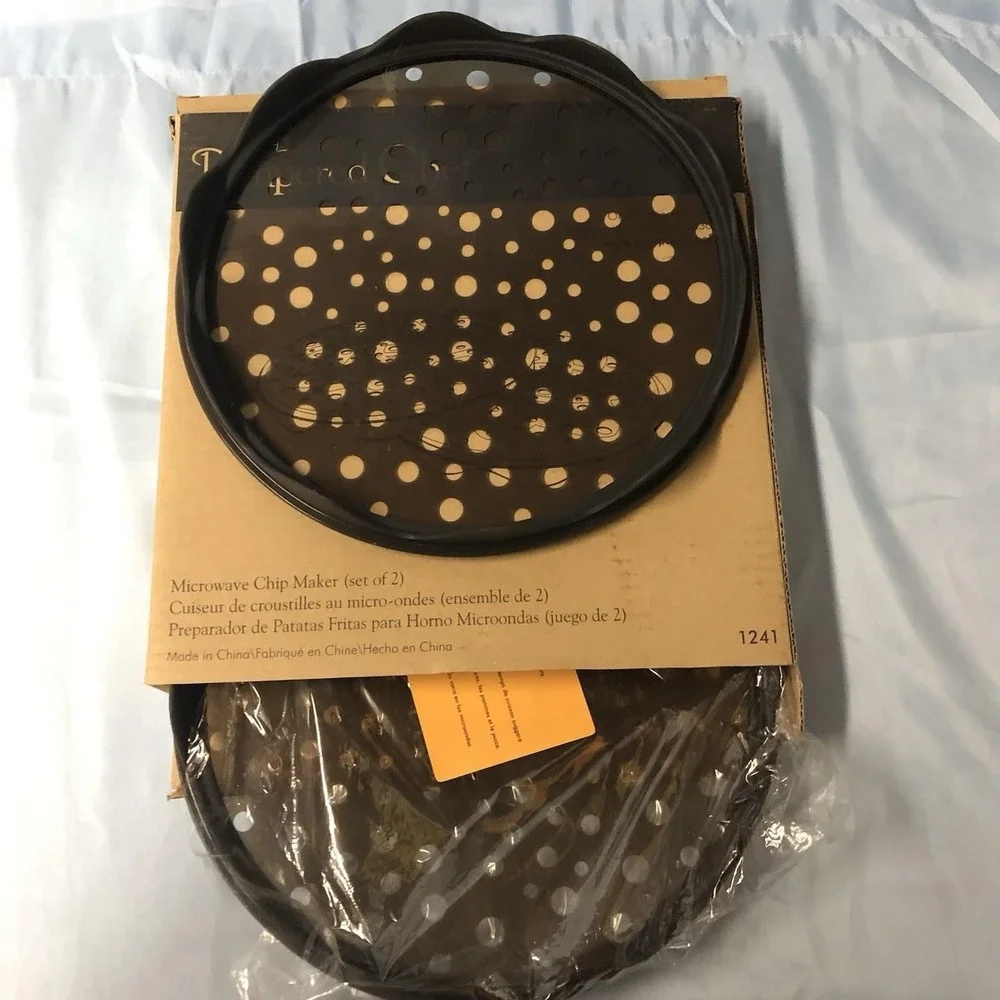 Pampered Chef Black Silicone Microwave Potato Chip Maker #1241 New in‎ Box